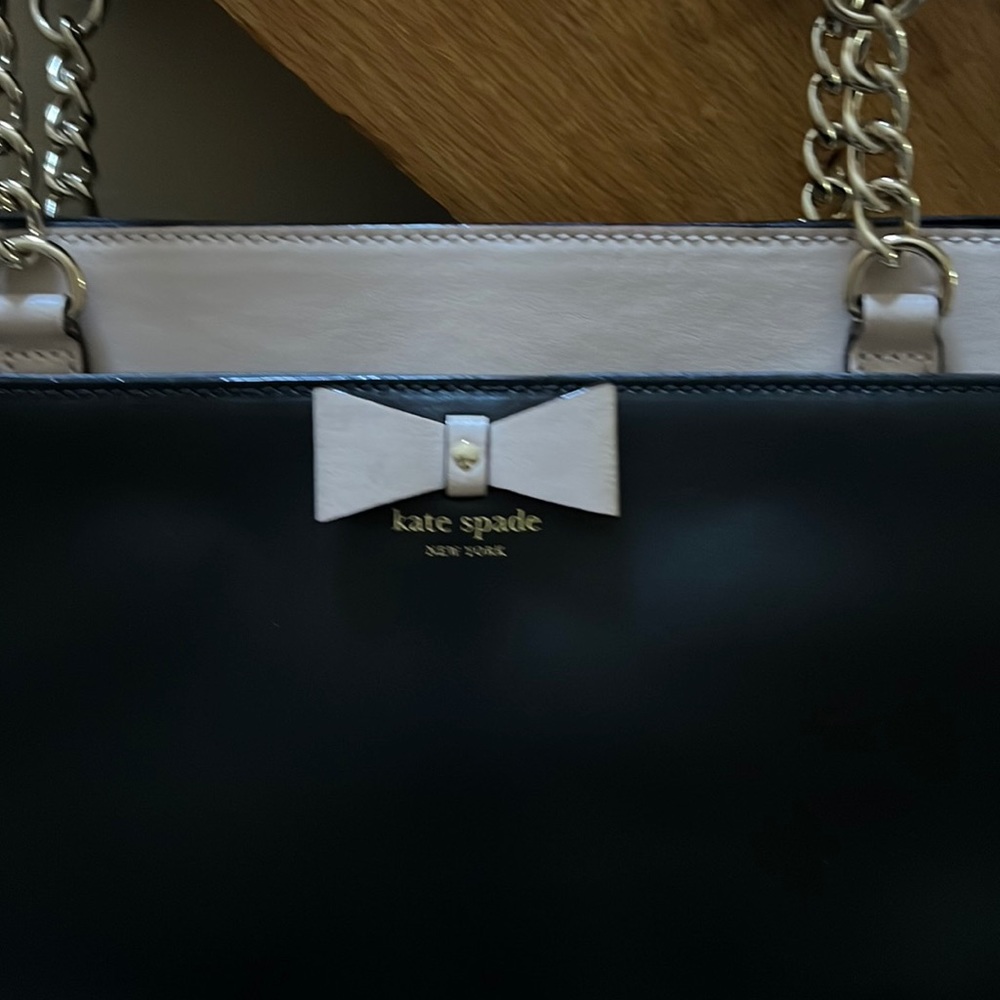 Kate Spade Shoulder Bag with Bow EUC - Picture 2 of 7